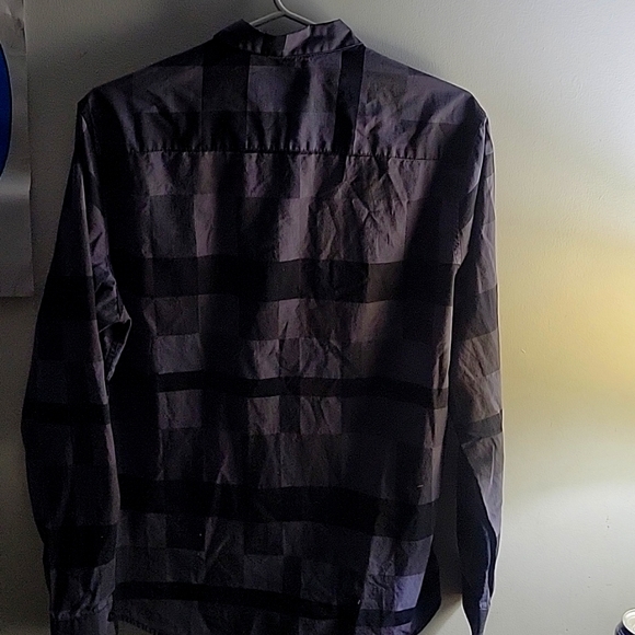 MENS Clavin Klein Dress Shirt plad color Blue black Size M - Picture 7 of 8